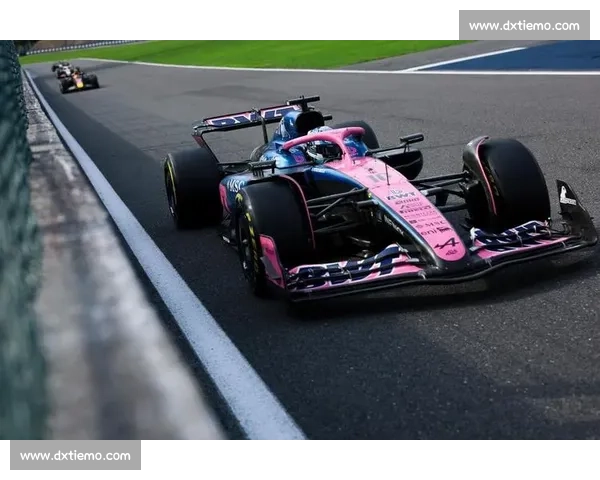 极速竞技盛宴:F1大奖赛背后的速度与科技传奇 极速竞技盛宴:F1大奖赛背后的速度与科技传奇